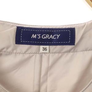 M'S GRACY キルティングジャケット 中綿 ノーカラー パールボタン フリル ハートワッペン 36 ライトグレー