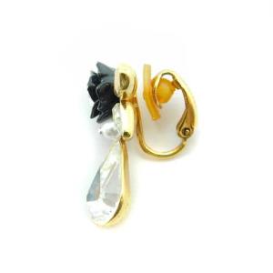 SWAROVSKI フラワー×ドロップモチーフ イヤリング クリップ式 ゴールド色 黒 ブラック