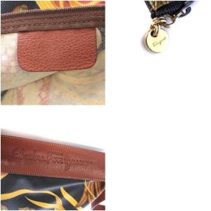Salvatore Ferragamo ヴィンテージ ショルダーバッグ ワンショルダー ボタニカル柄 ジャングル柄 PVC レザー ポーチ付き 黒 ブラック