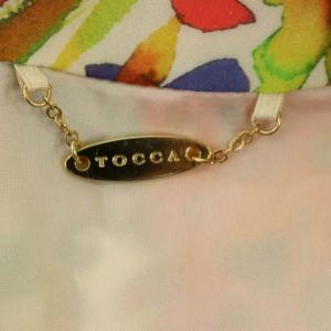 TOCCA ゴールドレーベル ノースリーブレースワンピース 膝丈 フレア Vネック タック 4 オフホワイト マルチカラー