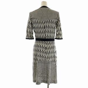 DIANE von FURSTENBERG FIONA 幾何学柄フロントボタン ワンピース シルク セミフレア ひざ丈 五分袖 4 ライトベージュ 黒 ブラック