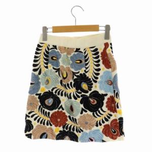 GRACE CONTINENTAL マルチ刺繍ミニスカート 台形 総柄 36 白 マルチカラー
