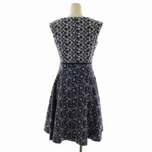 TOCCA LAUNDRY LINE MELLOW ドレス ワンピース ノースリーブ フレア 膝丈 フラワー刺繍 ボートネック 0 紺