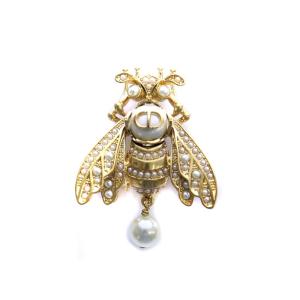 ピンブローチ BEE パール クリスタル ビジュー ゴールド色 V0937DDMCY