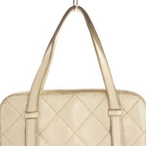 CHANEL マトラッセ キャビアスキン ipadケース タブレットケース ハンドバッグ オフホワイト