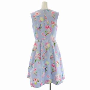 Chesty 花柄小鳥ワンピース 膝丈 フレア タック 総柄 ノースリーブ 0 ライトブルー マルチカラー