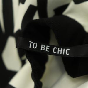 TO BE CHIC 総柄 タックスカート フレアスカート ロング 40 黒 白 ブラック ホワイト