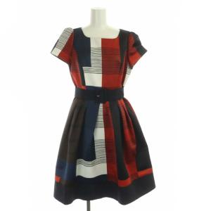 ベルト付き ワンピース ひざ丈 半袖 総柄 38 マルチカラー