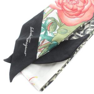 Salvatore Ferragamo ガンチーニ 花柄 スカーフ ロゴ 白 ホワイト 黒 ブラック