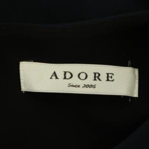 ADORE プリーツレイヤーノースリーブブラウス プルオーバー クルーネック 38 紺 黒 ネイビー ブラック