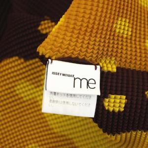 me ISSEY MIYAKE 総柄プリントハイネックブラウス 長袖 プルオーバー 茶 黄 ブラウン イエロー