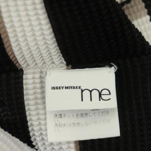 me ISSEY MIYAKE SQUARE スクエアデザイン ワッフルプリーツ ブブラウス カットソー 半袖 マルチカラー