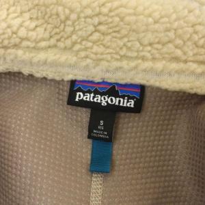 Patagonia クラシックレトロX フリースベスト ノースリーブ ジップアップ ロゴワッペン ボア S アイボリー 紺 ブルーグリーン 23047