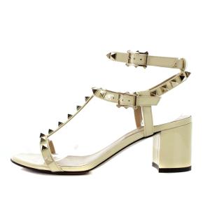 VALENTINO GARAVANI サンダル ロックスタッズ ダブルストラップ パテントレザー 35.5 22.5cm ホワイト