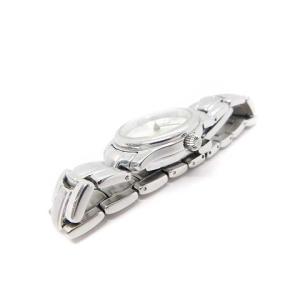 FENDI 腕時計 クォーツ アナログ 3針 カレンダー シルバー色 210L