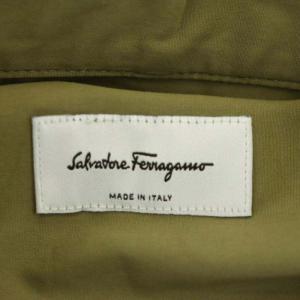 Salvatore Ferragamo コットンショートスリーブタックフレアワンピース バンドカラー 五分袖 ミモレ ロング 44 カーキ