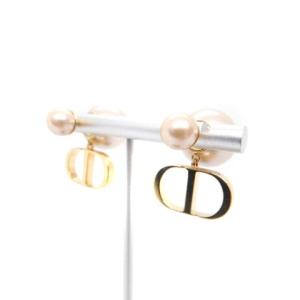 Christian Dior DIOR TRIBALES ピアス ロゴ パール ゴールド色