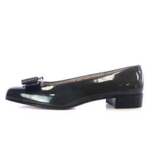 Salvatore Ferragamo パンプス ローヒール スクエアトゥ ヴァラ リボンモチーフ エナメルレザー 6.5C 24cm ダークグリーン