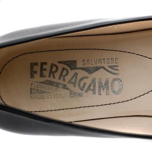 Salvatore Ferragamo フラットシューズ パンプス ヴァラ パテントレザー 5.5 ブラック