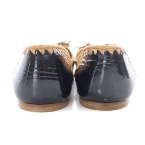 Salvatore Ferragamo パンプス ヴァラ ラフィア エナメル フラット 6.5 24cm 茶 ブラウン