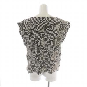 ISSEY MIYAKE 16SS デザインプリーツノースリーブトップス ブラウス 総柄 プルオーバー 2 ダークグレー オフホワイト IM62FJ530