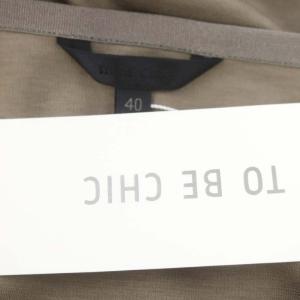 TO BE CHIC 半袖カットソー フラワーモチーフ リボン ビジュー装飾 40 モカカーキ