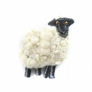 トロベローレ Trovelore SHEEP ブローチ シープ ひつじ スパンコール ビーズ装飾 白 ホワイト 黒 ブラック