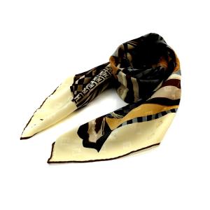 FENDI スカーフ シルク 絹 ズッカ 茶 ブラウン ベージュ 黒 ブラック