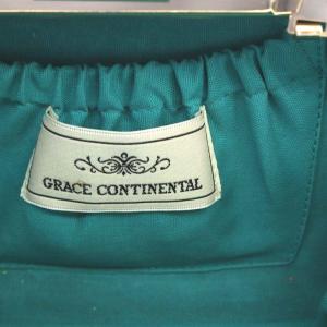 GRACE CONTINENTAL ショルダーバッグ ワンショルダー 斜め掛け クラッチバッグ チェーン ビーズ 青 ブルー