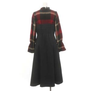 BLUE LABEL CRESTBRIDGE 23SS Blue Lab:EZUMi アクティブストレッチツイルワンピース 36 黒 赤