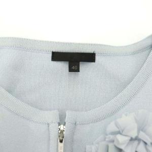 TO BE CHIC コサージュ付きジップアップ ニットスプリングコート ノーカラーコート 九分袖 40 サックスブルー