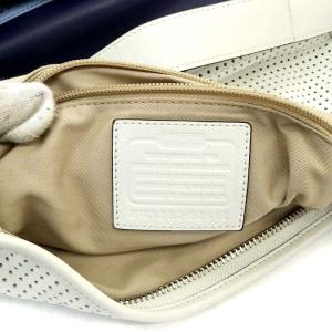 COACH レガシー パーフォレーテッド ラグビー ストライプ ダッフル ショルダーバッグ ワンショルダー 斜め掛け レザー 白 ホワイト