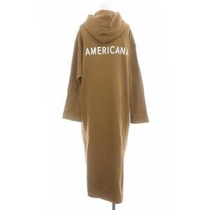 AMERICANA プリントフードサイドジップスウエットワンピース  ロング マキシ丈 長袖 バックプリント フード ONE ベージュ
