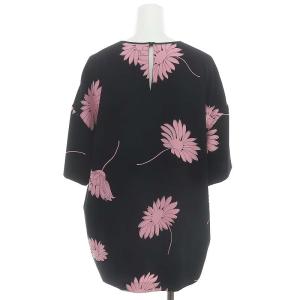 N°21 フラワー柄トップス カットソー 花柄 五分袖 38 黒 ブラック ピンク