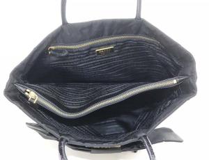 PRADA テスート トートバッグ ブラック BN1601
