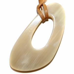 SHIPS CATHs ネックレス ペンダント ベージュ 白 ホワイト 319211684