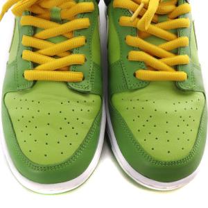 NIKE Dunk Low Chlorophyll White Vivid Green
