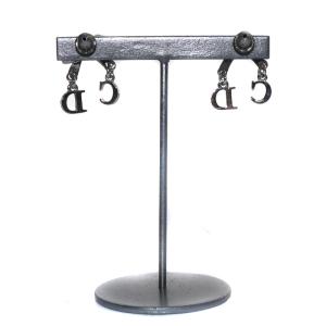 Christian Dior リボンモチーフ CDロゴ ピアス シルバー色