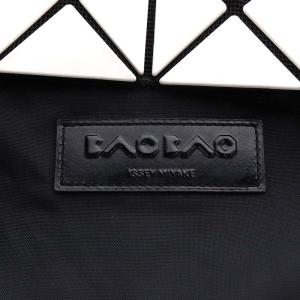 BAOBAO ISSEY MIYAKE LUCENT BASIC 6×6 トートバッグ ホワイト BBAG053