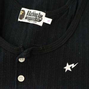 A BATHING APE リブノースリーブトップス タンクトップ カットソー 刺繍 クロップド S 黒 ブラック