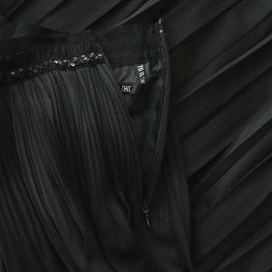 TO BE CHIC プリーツシアースカート ロング丈 マキシ丈 42 L 黒 ブラック