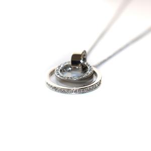 SWAROVSKI Hollow ダブルサークルクリスタルネックレス ペンダント ラインストーン シルバーカラー 5349345