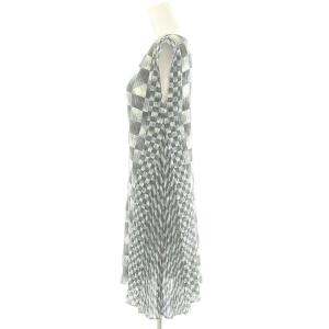 PLEATS PLEASE ISSEY MIYAKE イッセイミヤケ 総柄 ノースリーブ クルーネック ワンピース ミニ プリーツ 3 グレー 白 緑 /MI