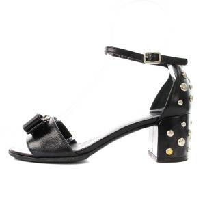 Salvatore Ferragamo ヴァラ サンダル ボールスタッズ 5.5 黒 0650446