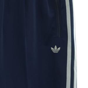adidas Originals 23年製 トラックパンツ ジャージ サイドライン ストレート イージー ロゴ刺繍 M 紺 ネイビー ライトブルー