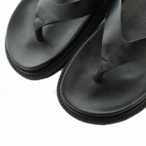 caminando  Deuxieme Classe取扱 レザートングサンダル 5 黒 ブラック OS