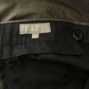 MARGARET HOWELL COTTON SILK POPLIN タックパンツ スラックス ストレート S カーキ