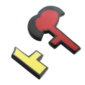 MARNI モチーフブローチ 2個セット ピン 赤 レッド 黄色 イエロー