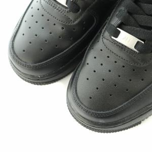 NIKE WMNS AIR FORCE 1 07 25.5cm ブラック DD8959-001 OS