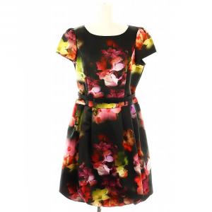 フラワープリント ワンピース 膝丈 半袖 40 黒 /HK OS